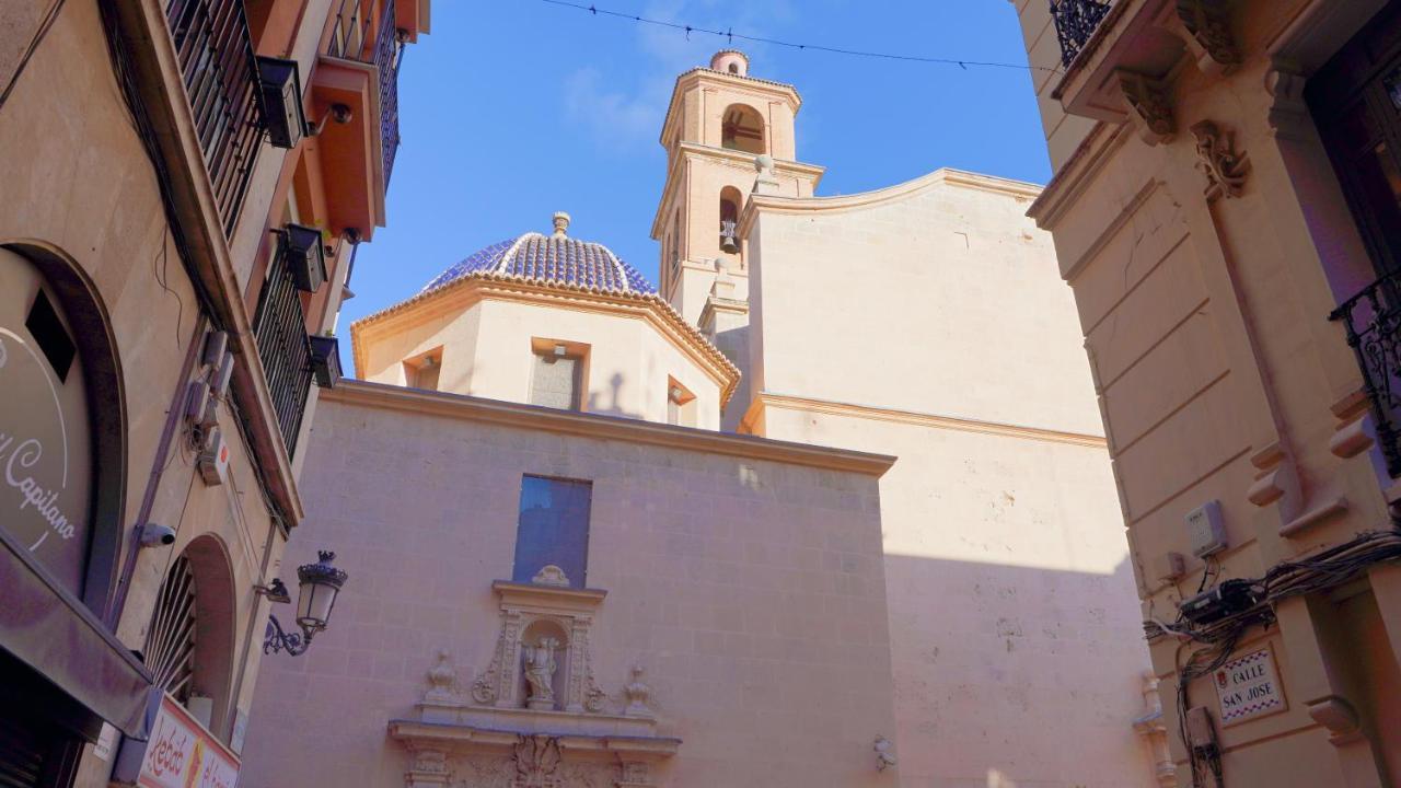 Stylish & Spacious Family Apartment Near Beach & Vibrant Historic Market Alicante Exterior foto